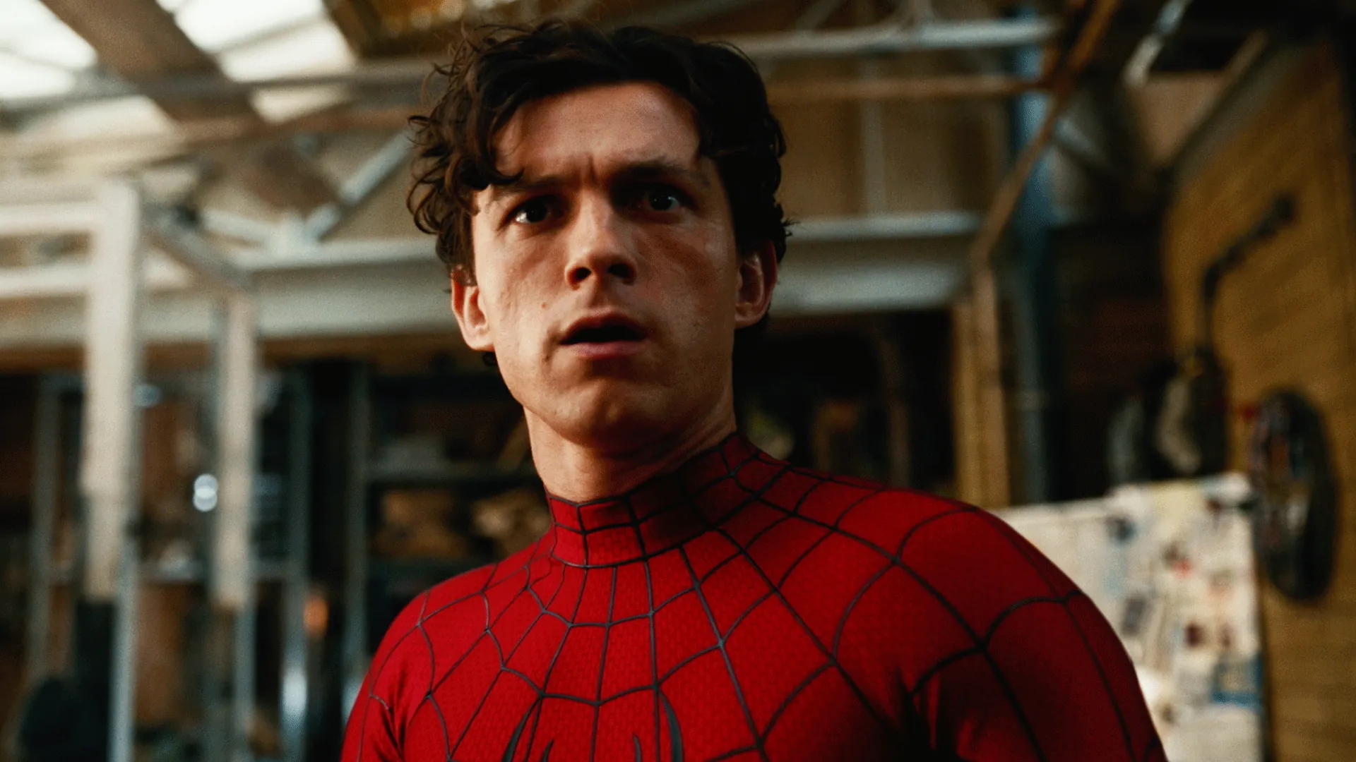 Том Холланд и Зендея в восторге от игр Insomniac про Человека-паука и получают приглашение на студию